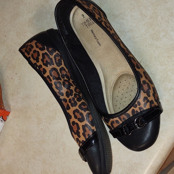 Animal print flats 9 - Picture 3 of 3
